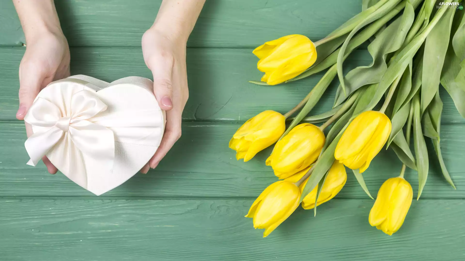 Heart, hands, Tulips, boarding, Yellow, Box