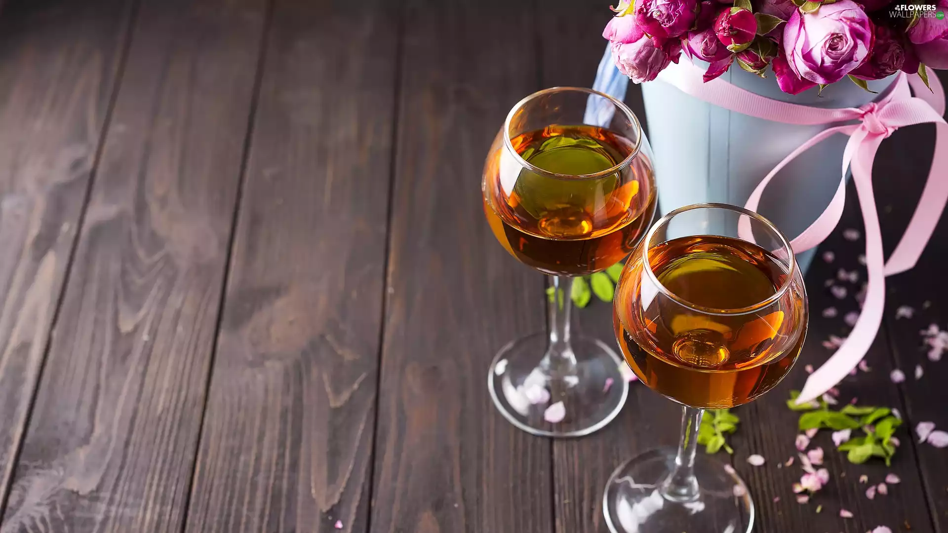 roses, glasses, ribbon, Wine, Two cars, bouquet, boarding
