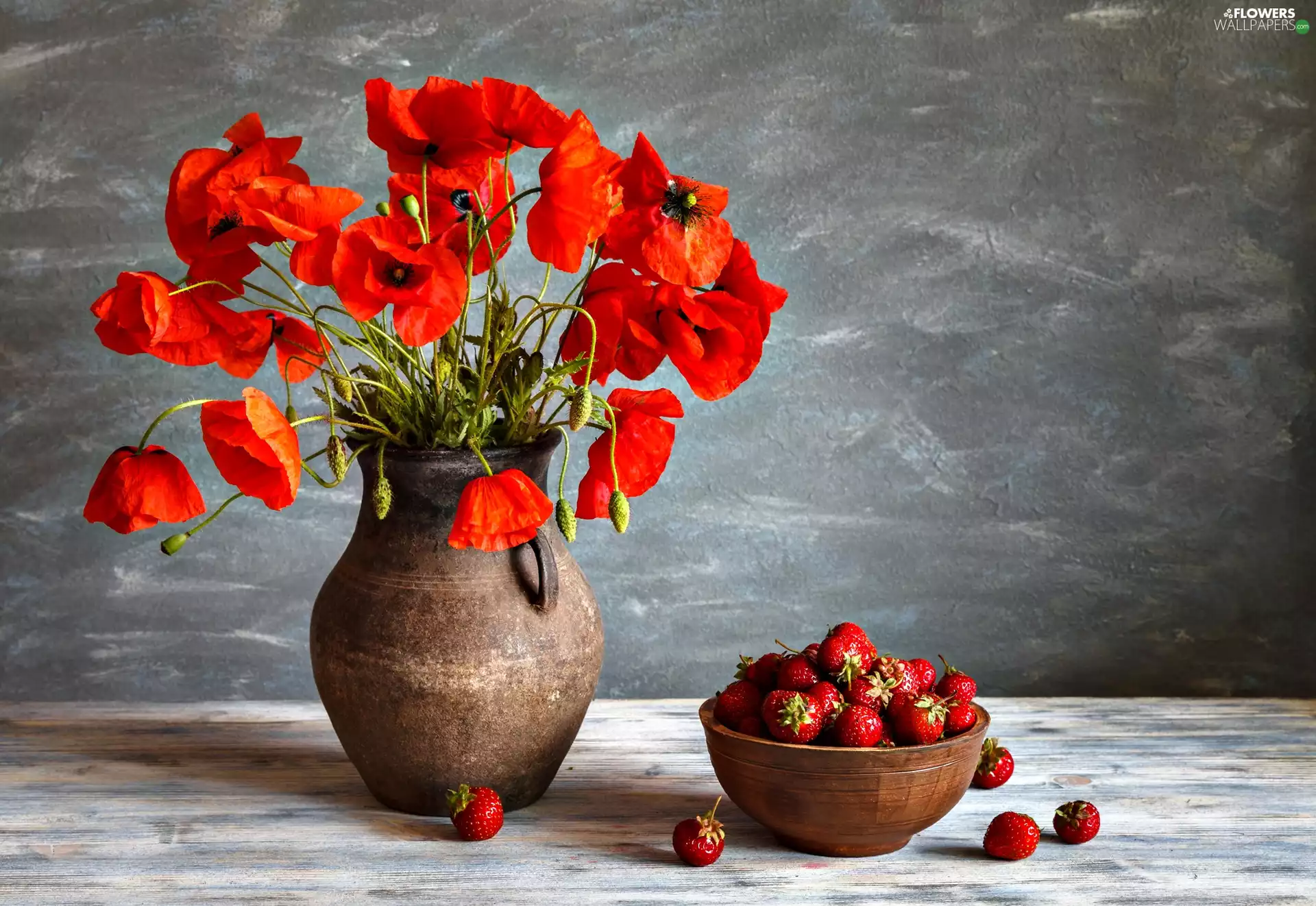 strawberries, bowl, bouquet, Vase, papavers