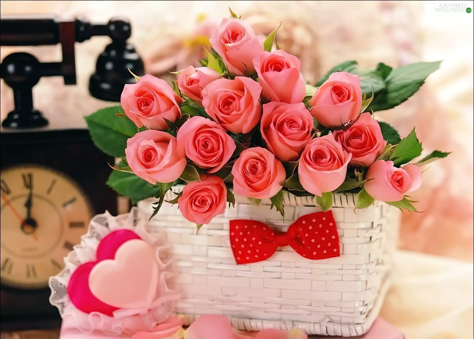 small bunch, White, basket, rouge