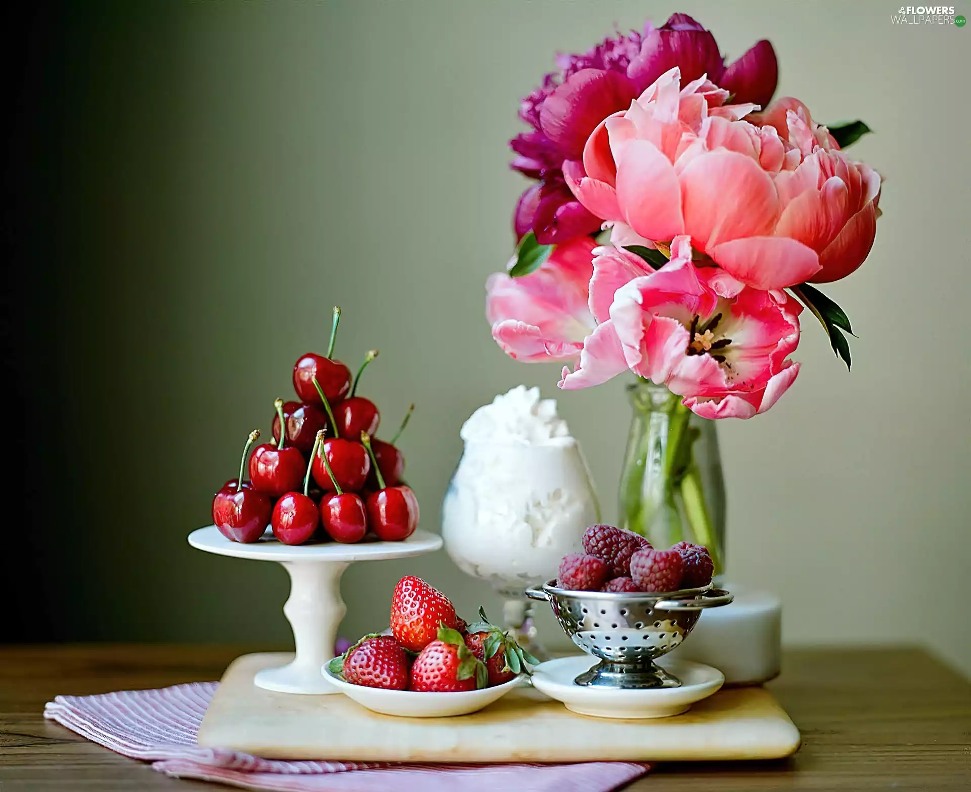 whipped, cream, flowers, Fruits, bouquet