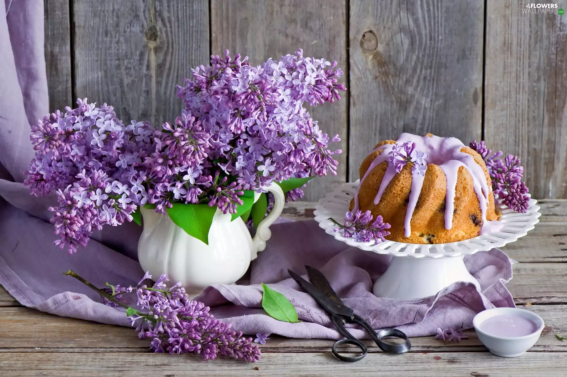 without, Easter Cake, plateau, bouquet