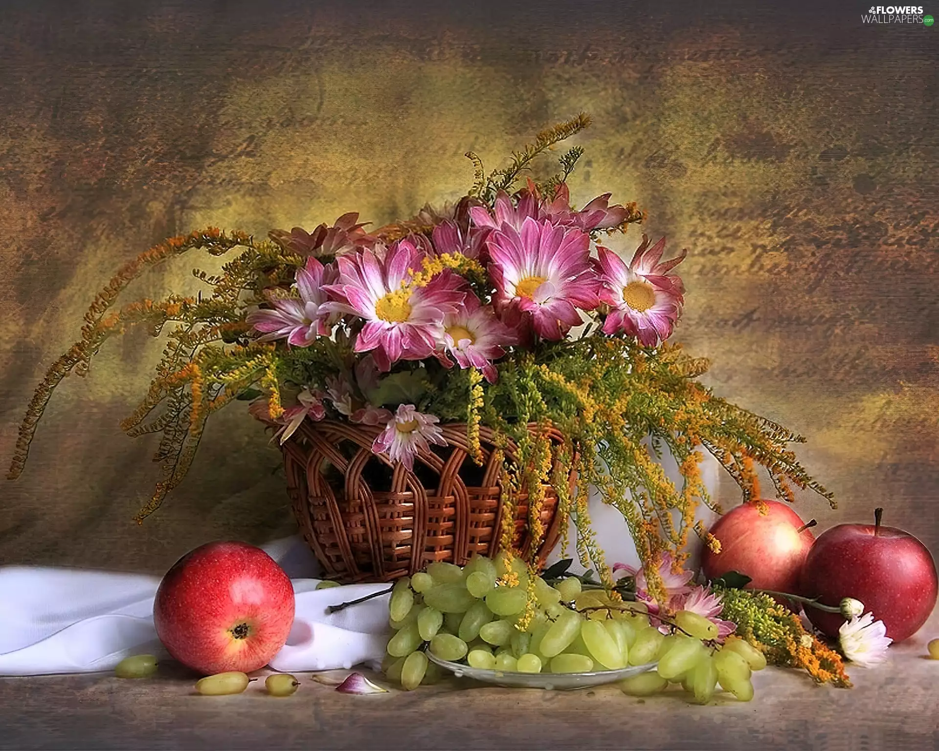bouquet, Grapes, apples, flowers