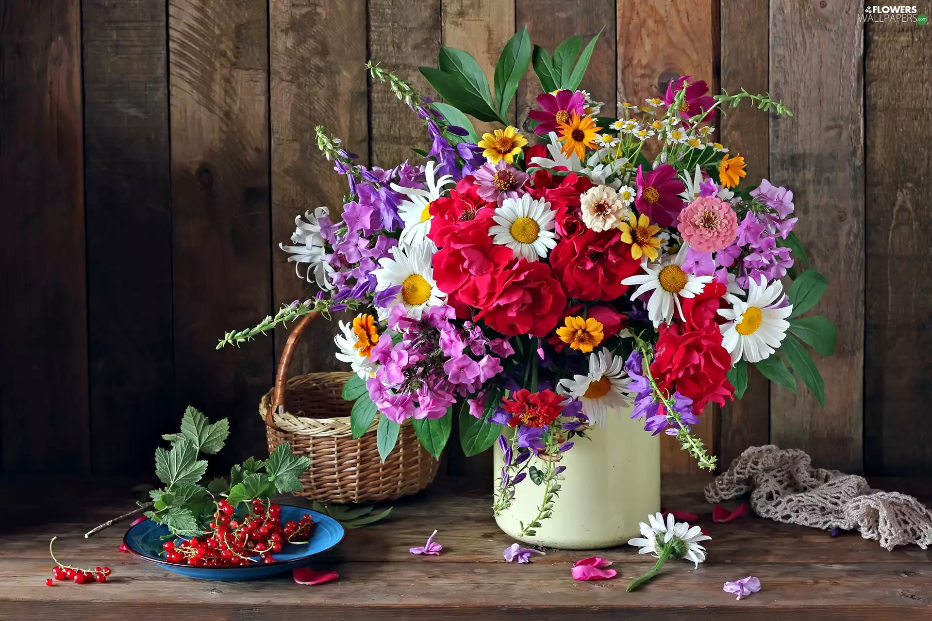 basket, color, currants, Flowers, bouquet, plate, composition