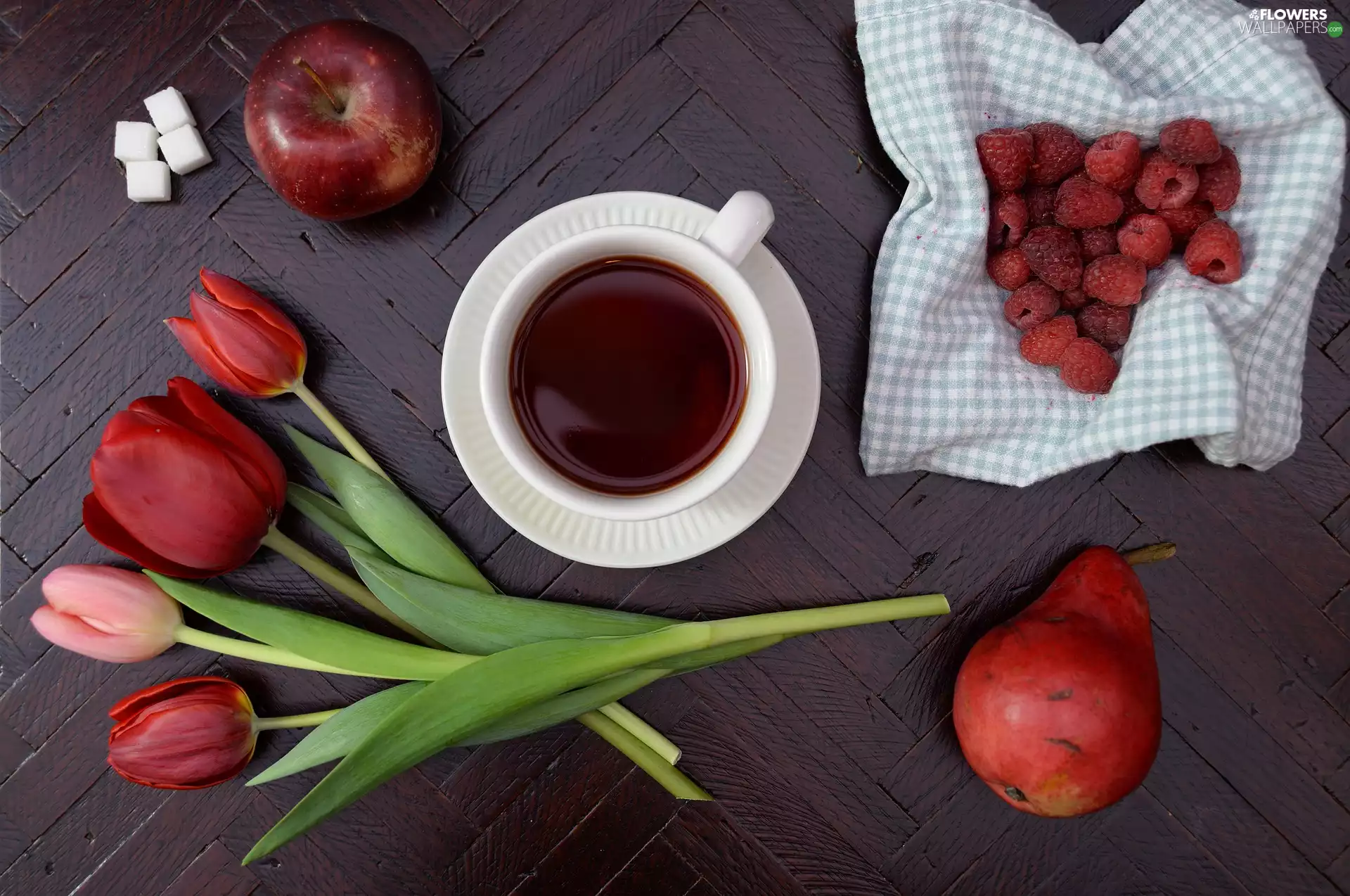 tea, composition, knuckle, sugar, Apple, raspberries, Fruits, Truck concrete mixer, Tulips