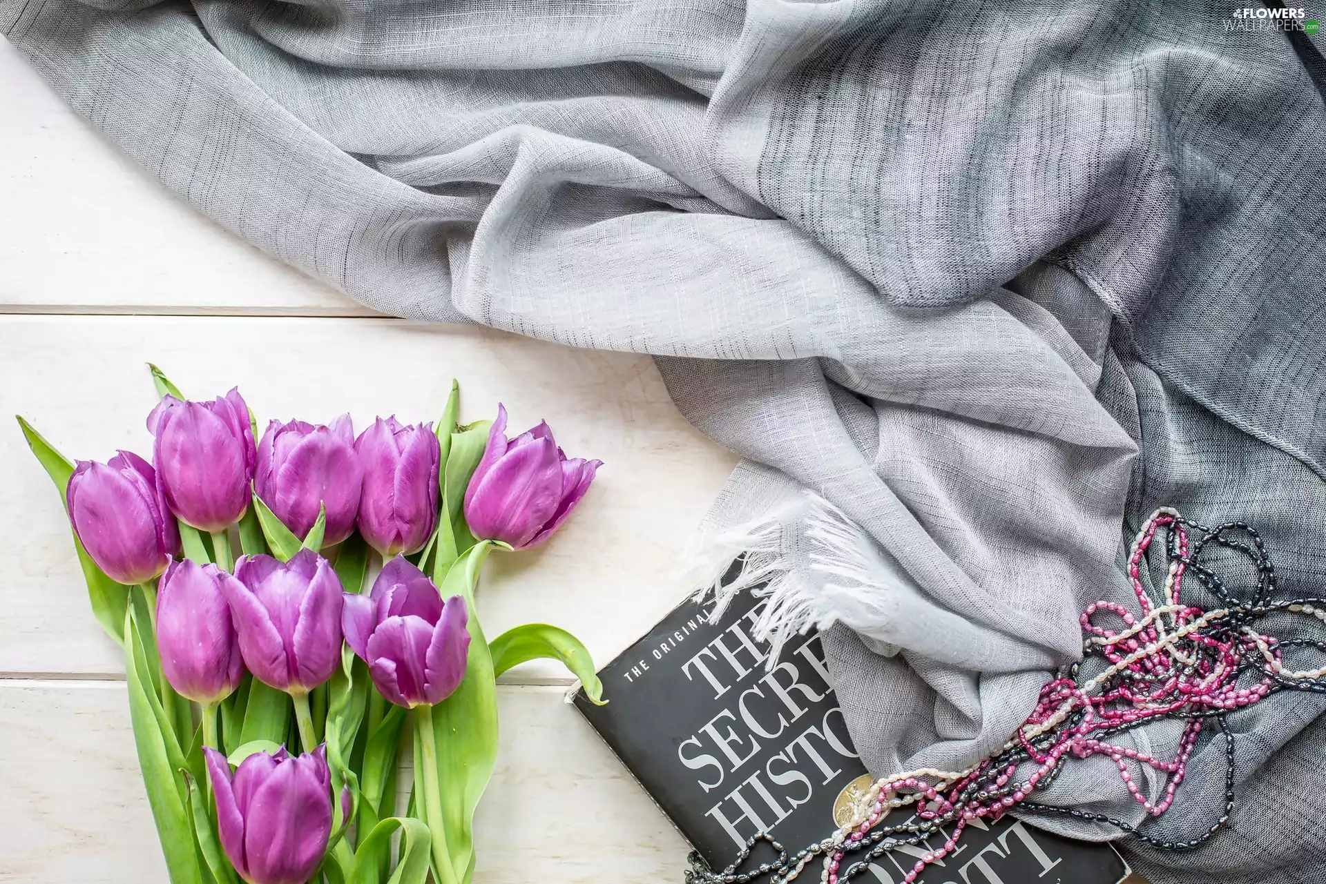Tulips, shawl, Book, Necklace