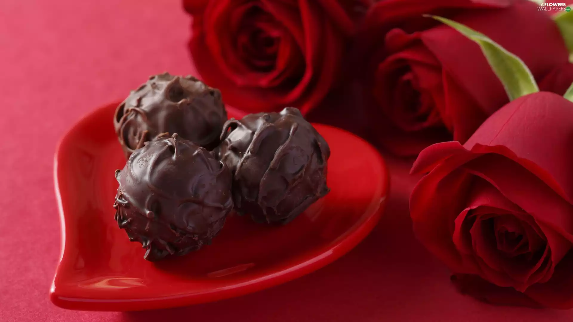 pralines, Heart, roses, plate