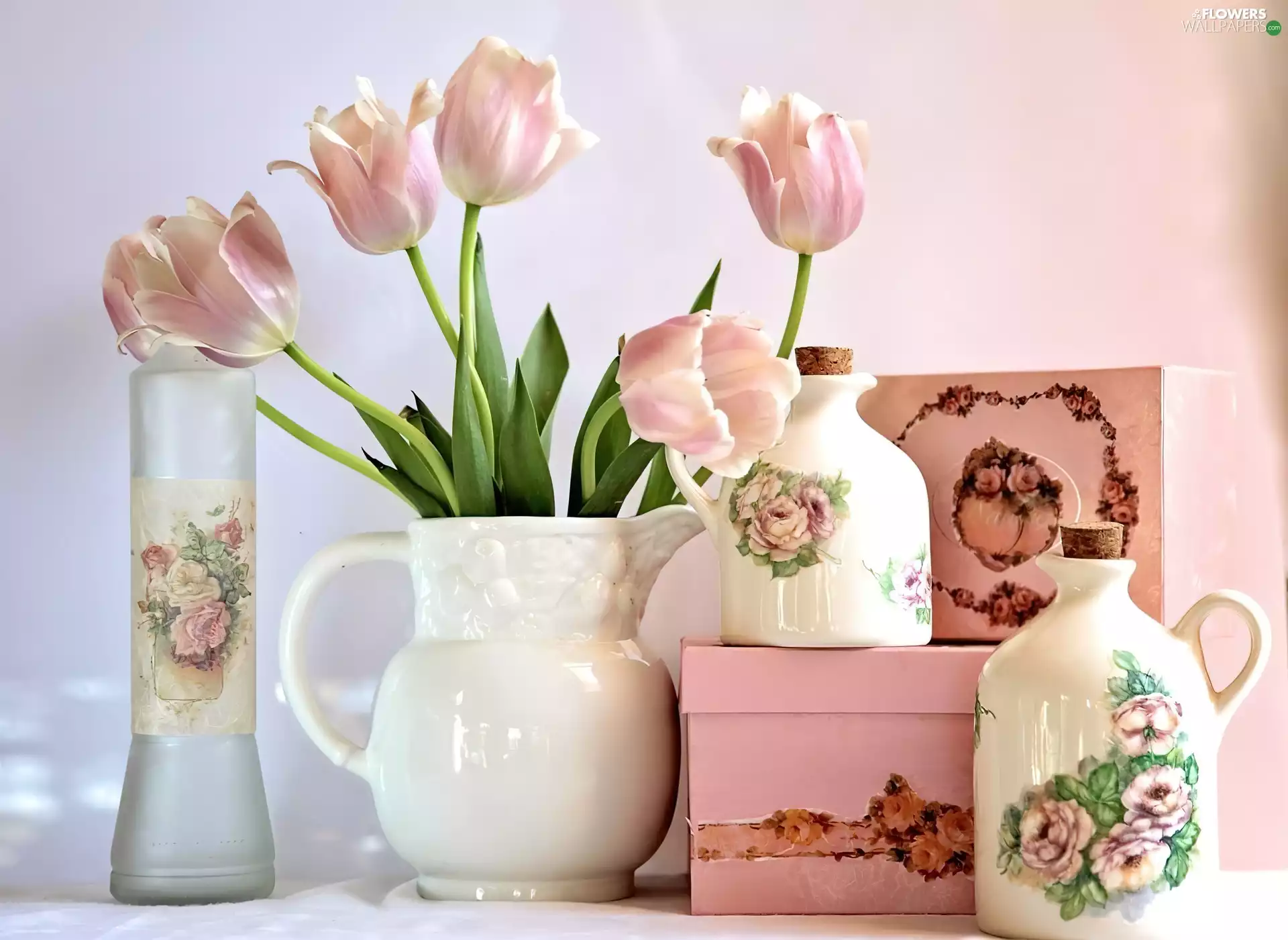 Tulips, bottles, Boxes, porcelain
