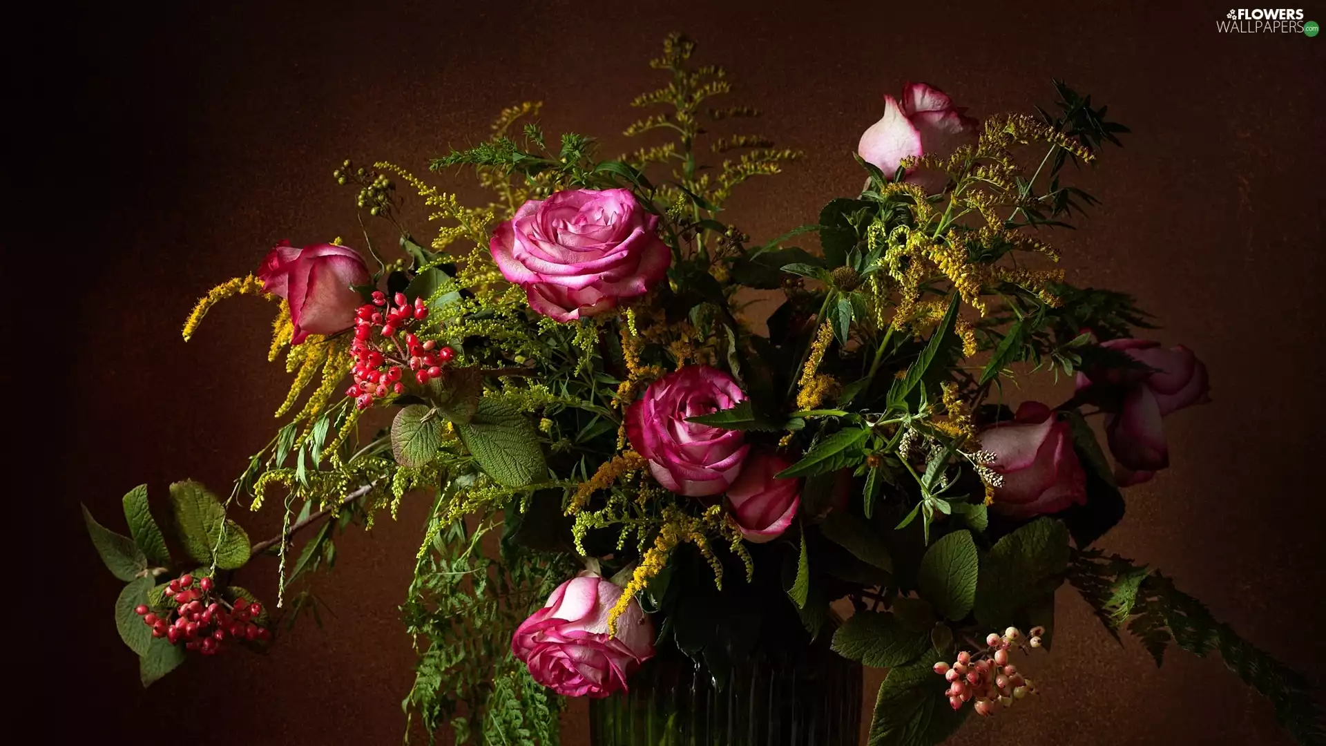 European Goldenrod, bouquet, roses