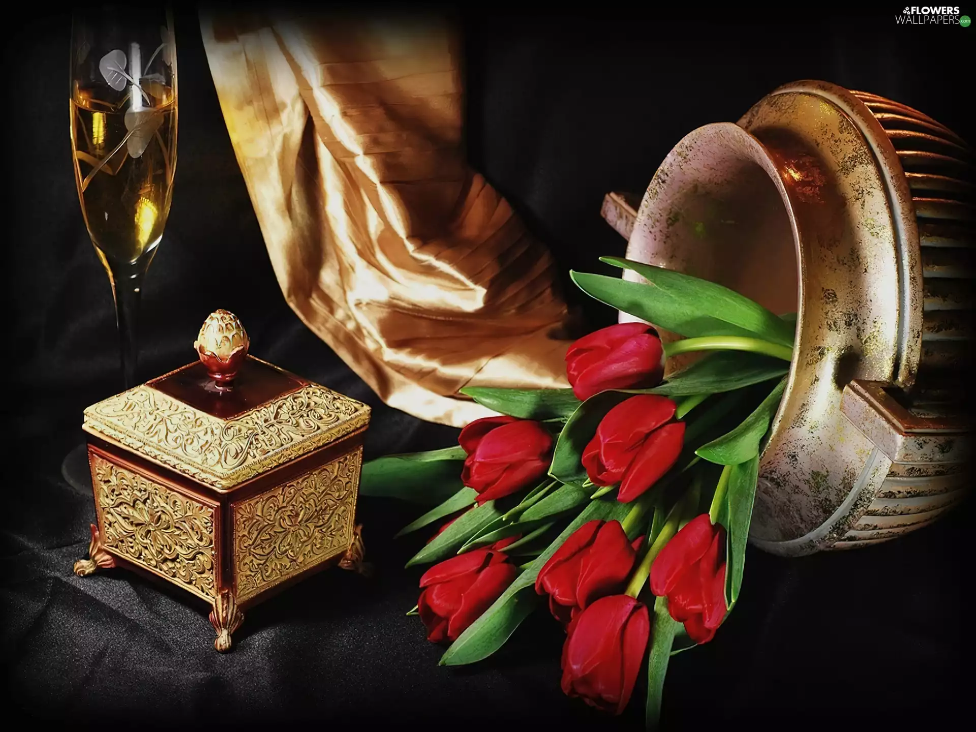 trunk, satin, Tulips, vase, Red