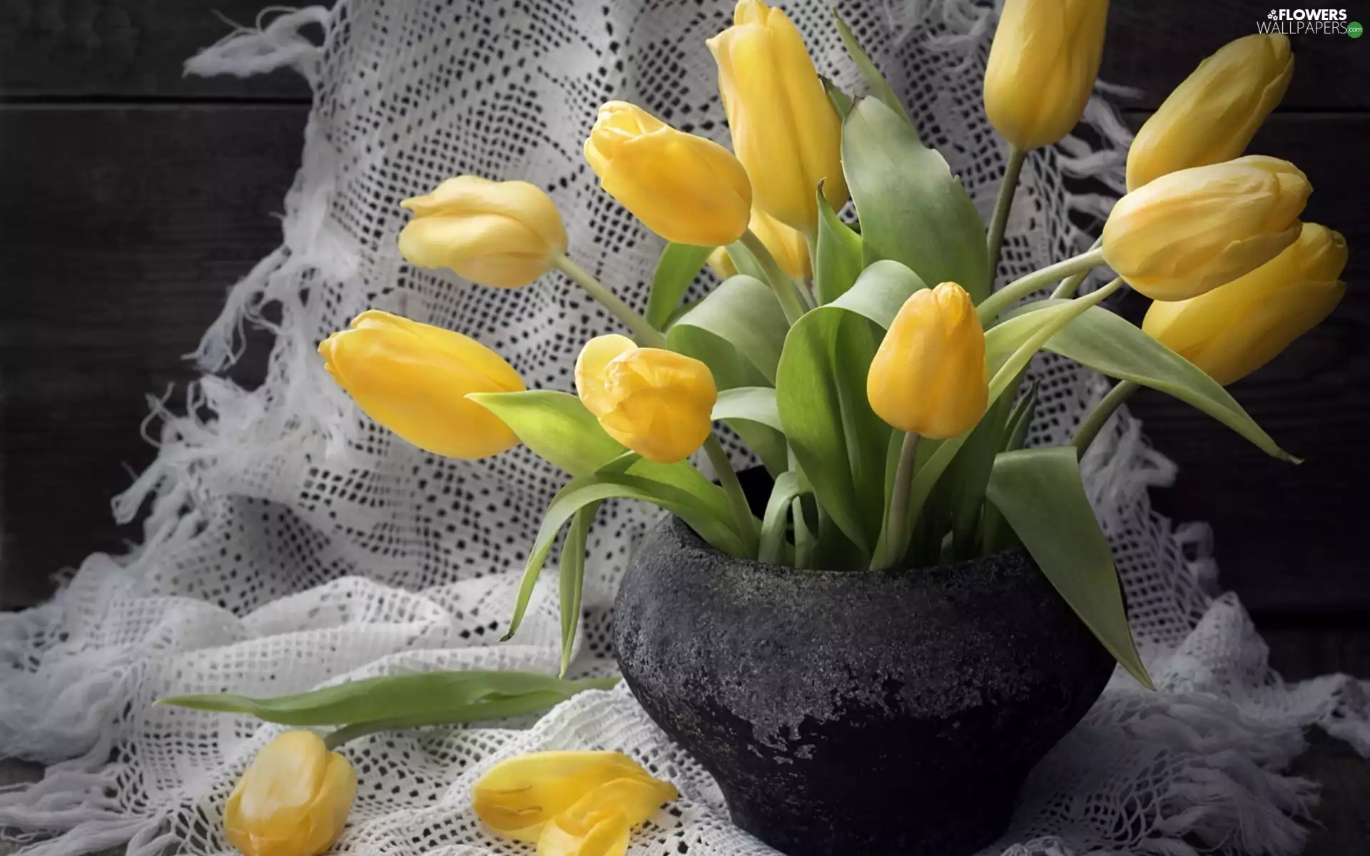 Vase, tablecloth, Yellow, Tulips, bouquet