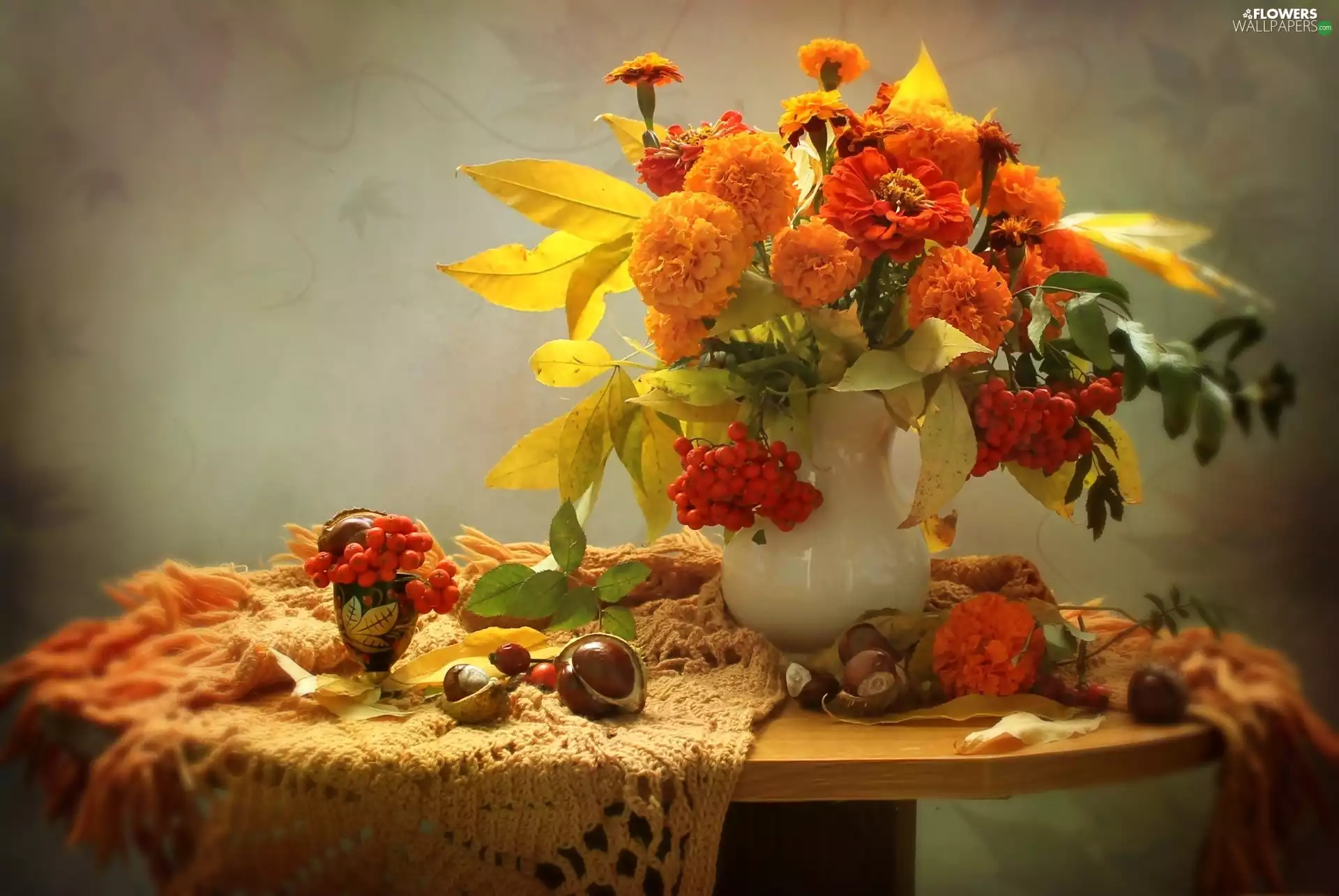 Plant, Tagetes, chestnuts, Vase, Flowers, Leaf, composition