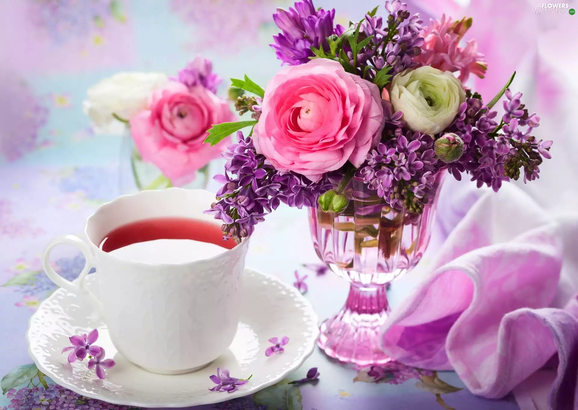 Bouquet of Flowers, Violet, composition, cup