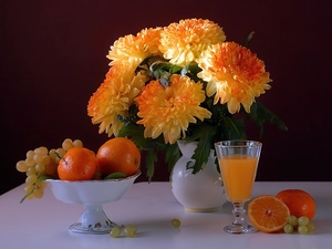 Grapes, juice, chrysanthemums, orange, bouquet