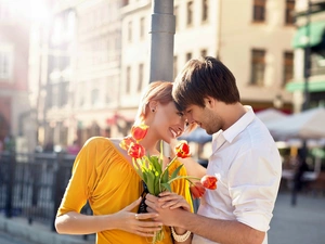 bouquet, a man, apartment house, love, Women, tulips, blur